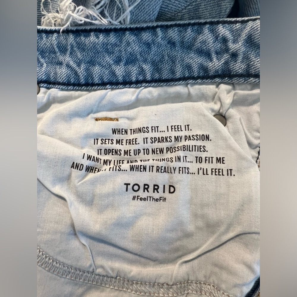 Torrid Distressed Wide Leg Jeans Size 18S - Picture 9 of 9